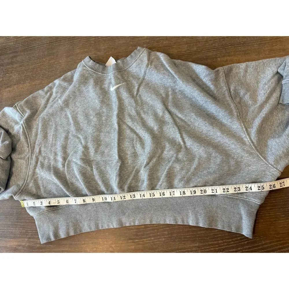 NIKE Gray Cropped Sweatshirt Top Shirt women size L